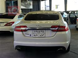 جاكوار XF